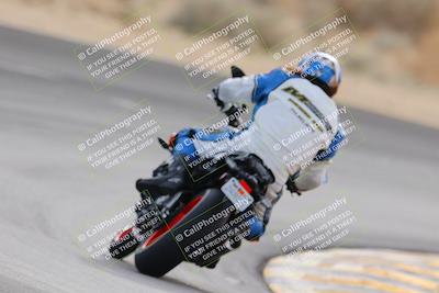 media/Dec-17-2022-SoCal Trackdays (Sat) [[224abd9271]]/Turn 10 Backside (120pm)/